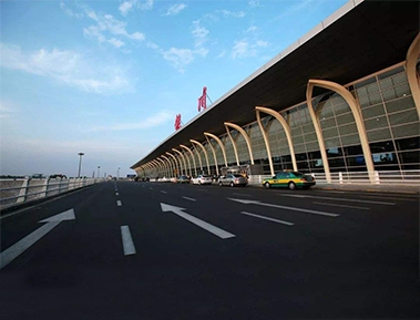 銀(Yín)川河東機場航站樓